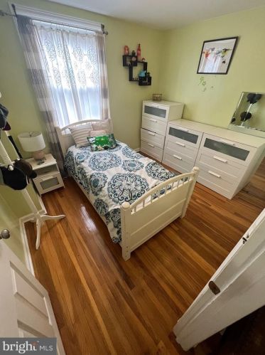 921 Friendship St, Philadelphia PA 19149-1621 exterior