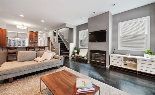 1644 Wabansia Ave, Chicago, IL 60622-1447