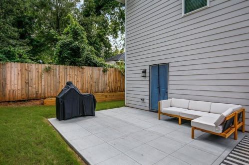 1136 Indale Pl, Atlanta GA  30310-3721 exterior