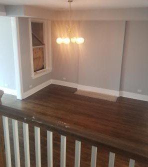 4113 Gladys Ave, Chicago IL 60624-3021 exterior