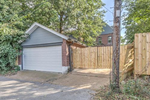 4729 Westminster Pl, Saint Louis MO 63108-2624 exterior