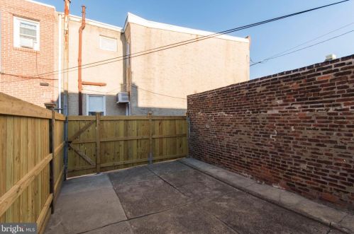 2622 Cedar St, Philadelphia PA 19134-4517 exterior