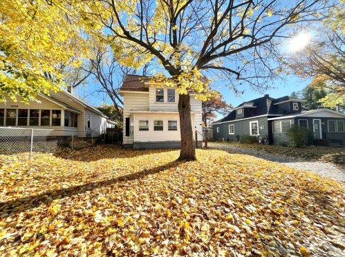 2260 Stafford Ave, Grand Rapids MI 49507-2351 exterior