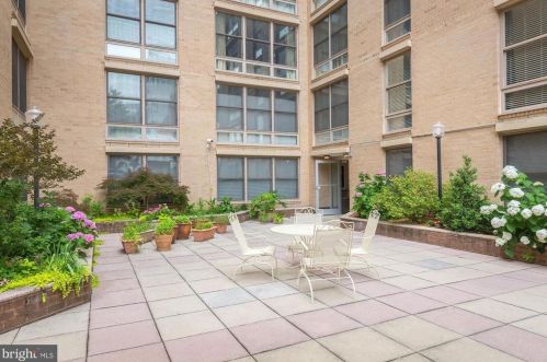 1260 21st St, Washington DC  20036-2347 exterior