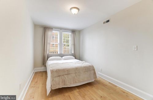 916 19 St, Washington DC 20002-4085 exterior