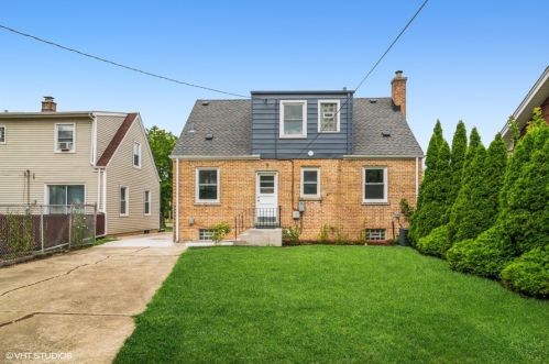 1105 9 Ave, Broadview IL 60153-1331 exterior