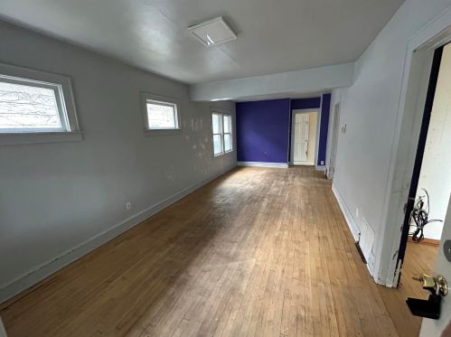 6309 Girard Ave, Milwaukee, WI 53210-1463