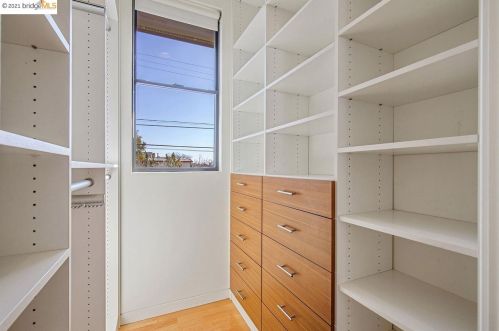 1441 Fairview St, Berkeley CA 94703-2442 exterior