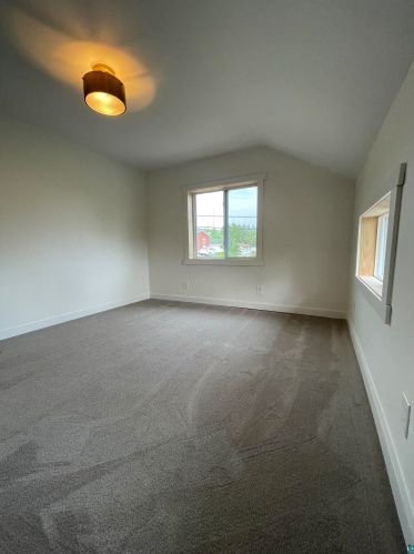 521 11 Ave, Duluth MN 55805-1516 exterior