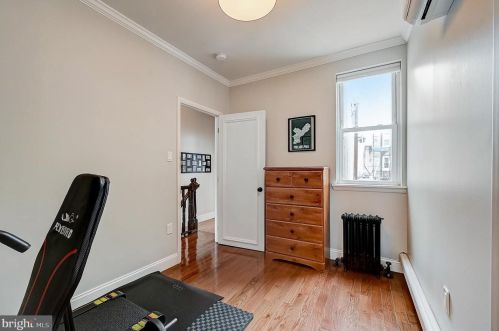 1930 Juniper St, Philadelphia PA 19148-2218 exterior