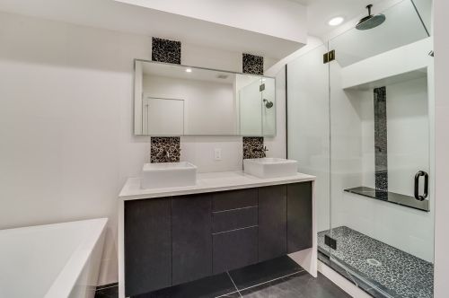 365 Park Ave, Union City NJ 07086-6757 exterior