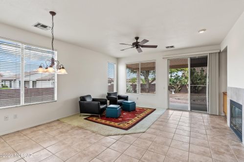 9246 Crimson Stone Pl, Tucson AZ  85743-5458 exterior