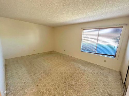 1960 Norma St, Oxnard CA 93036-2709 exterior