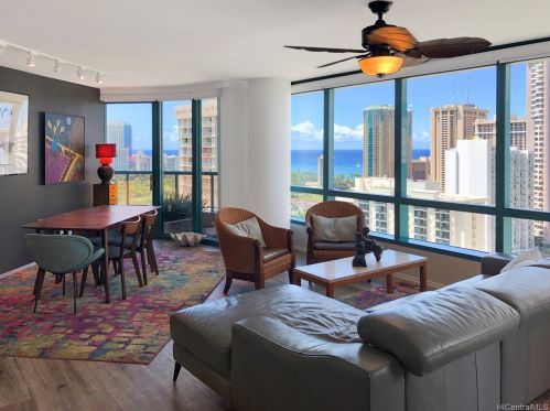 1888 Kalakaua Ave, Honolulu HI  96815-1510 exterior