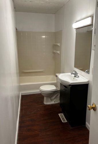 810 Frst Ave, Meskegon MI 49441-2331 exterior