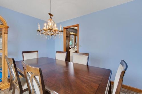 156 Avery St, Manchester CT 06042-1756 exterior