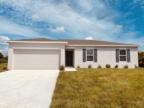 316 Hibiscus St, Fort Pierce FL  34983-1658 exterior