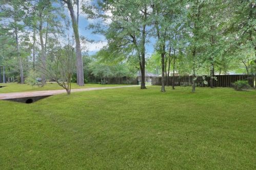 1717 Walnut Ln, Humble TX 77339-3454 exterior