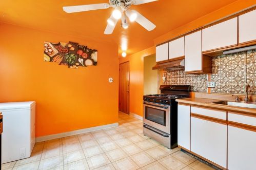 104 Mcalister Dr, Pittsburgh PA 15235-4055 exterior