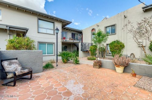 4041 Camelback Rd, Phoenix, AZ 85018-2727