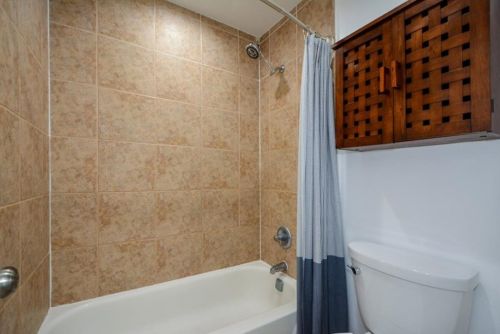 313 Granville Ct, Atlanta GA  30328-3434 exterior