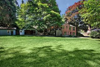 12750 10th Ave, Seattle, WA 98177-4312