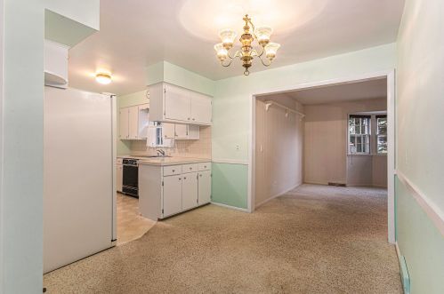 2335 Sharon Ave, Wyoming MI exterior