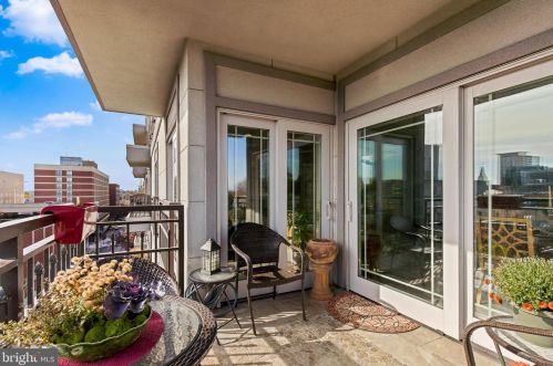 201 Duke St, Lancaster PA 17602 exterior