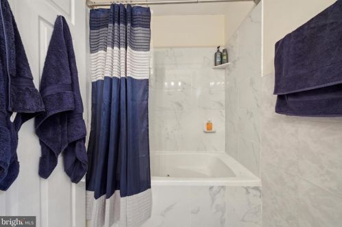 1614 2nd St, Philadelphia PA 19122-3324 exterior