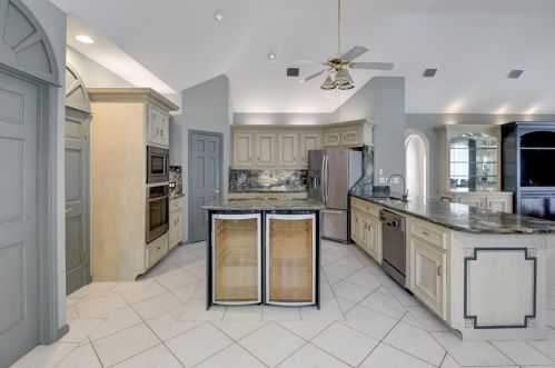 1823 Mountain Aspen Ln, Humble TX 77345-2165 exterior