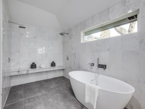 6710 Cliffbrook Dr, Dallas TX  75254-7904 exterior