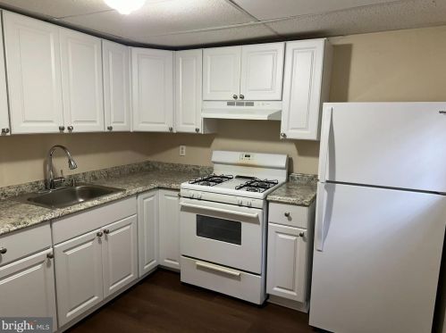 1512 27th St, Philadelphia PA  19121-3706 exterior