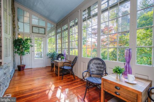 115 Chestnut Hill Ave, Philadelphia PA 19118-2715 exterior