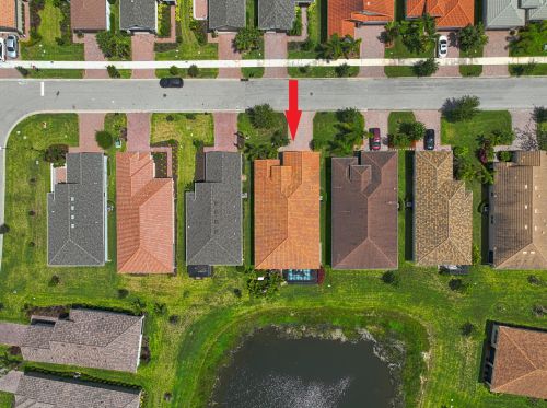 9601 Royal Poinciana Dr, Fort Pierce FL  34987-2508 exterior