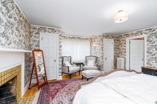 3631 Cres Vw Ave, Duluth MN 55804-1710 exterior