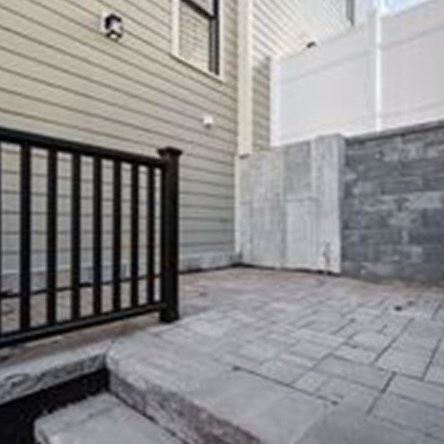 17 Centre St, Boston MA  02119 exterior