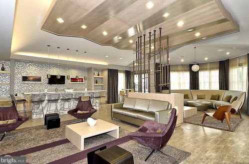 7417 Macon Dr, Glen Burnie MD 21060-8387 exterior