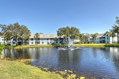 149 Wading Bird Cir, Naples FL 34110-9220 exterior