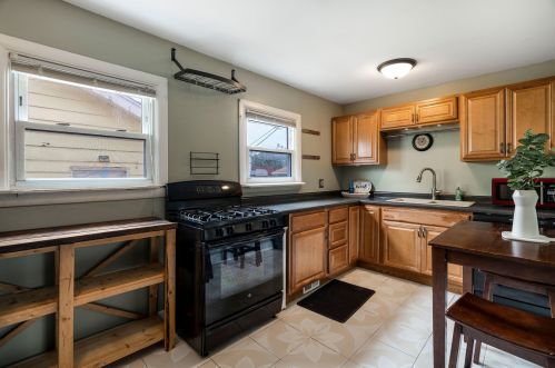 2832 Shoshone Rd, Waukegan IL 60087-3612 exterior