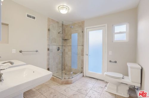 215 Delphia Ave, Brea CA exterior