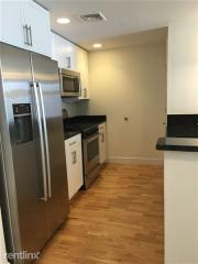 2 Cameron Ave, Cambridge MA  02140-1106 exterior