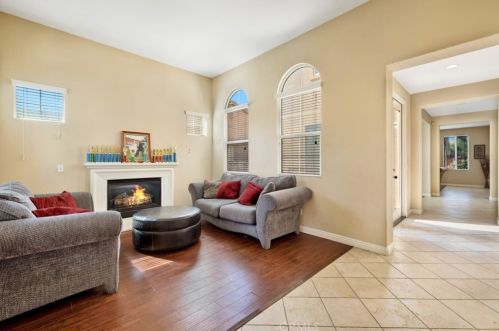 3812 Bella Villagio Ave, Perris, CA 92571-7477