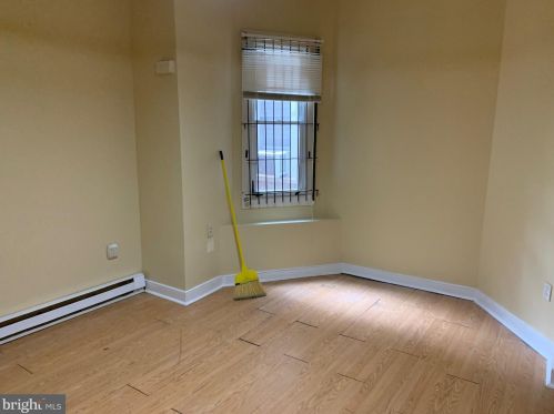 3728 16th St, Philadelphia PA  19140-3630 exterior