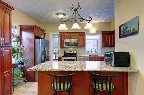 172 Pond St, Woonsocket RI  02895-2007 exterior