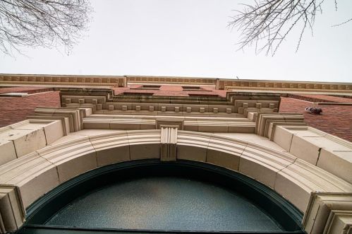 101 Regent Ave, Providence RI  02908-5430 exterior