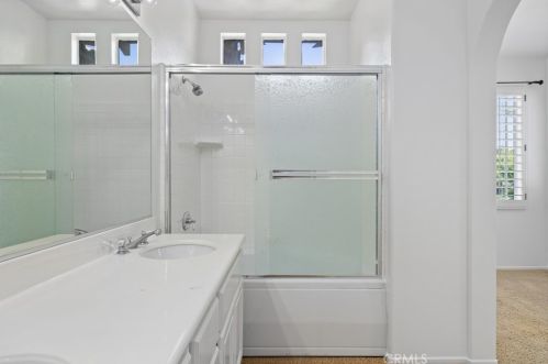 2479 Sunningdale Dr, Tustin CA 92782-0940 exterior