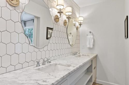 1856 Colland Dr, Atlanta GA 30318-2604 exterior