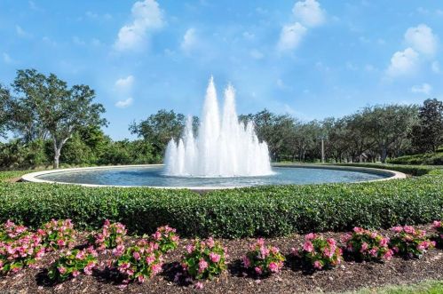 1540 Clermont Dr, Naples FL 34109-0300 exterior