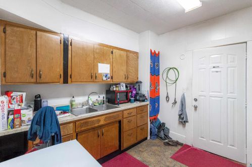 107 Harvey St, Ely MN 55731-1147 exterior