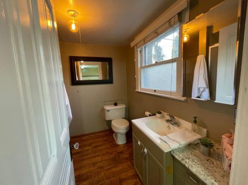 1115 Merritt St, Turlock CA  95380-4952 exterior